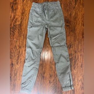 American Eagle Outfitters Gray Cargo Pants Relaxed Fit